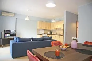2 Bedroom Apartment near the Athens Airport, Spata - Spáta