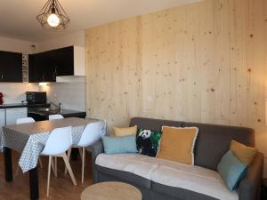 Appartement rénové avec piscine, sauna, hammam et wifi aux Orres 1800 - FR-1-322-278