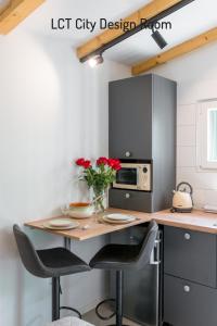 LCT City Design Apartment