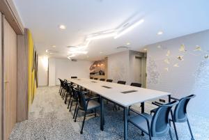 Hotels Holiday Inn Reims Centre by IHG : photos des chambres