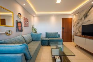 Ap. Alto padrão Costa Azul 200m da praia | ROTR304