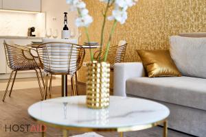 Azúr Apartment - hostAID