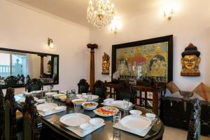 Ananda Villa by StayVista - A serene escape with Mountain-view, Heritage interiors, Swimming pool & Lush lawn