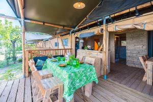 Village & Glamping Riva Blu