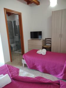 Deluxe Double Room with Extra Bed