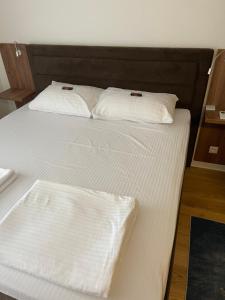 Princess - free parking place in the garage