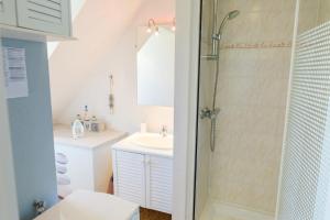 Appartements A 15mn a pied de la plage, appartement pour 4 a Penmarc'h : photos des chambres