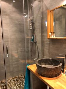 Grand studio à Hyères entre mer et ville