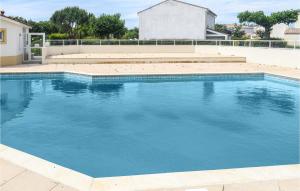 Amazing Apartment In Vaux-Sur-Mer