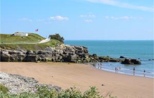 Amazing Apartment In Vaux-Sur-Mer