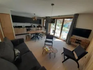 Superbe appartement T3 4 étoiles terrasse accès spa - Champcella