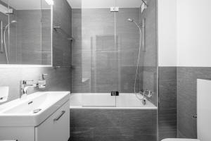 LAAX Homes - Val Signina 7-1