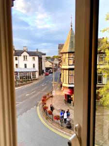 3 West End Boutique Apartment