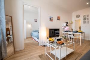 Appartements Private Independant flat - Lourdes city center - 2 Balconies : photos des chambres