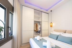 Petrino Two-Bedroom House in Mirthios