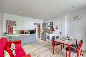 Le Gîte les Châtaignes - Les Ancizes-Comps