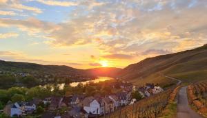 Sonnenufer Apartment & Moselwein II