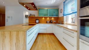 FERIENWOHNUNGEN TANJA Familyplus Partner Skischaukel Kappl See