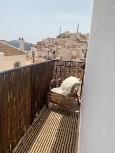 Renovated cinema town house in Comares