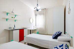 Air-conditioned Villa 300 Meters From Porto Cesareo Beach With Parking