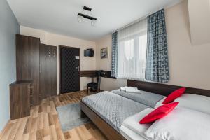 Magdalenka 5 min pieszo od Kotelnicy