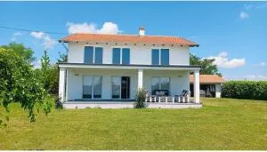 Kuca Lipar - Četvorski Kraj