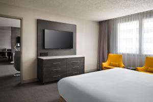 One-Bedroom King Suite room in Hyatt Regency Los Angeles International Airport