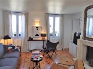 Appartements Appartement Compiegne, 3 pieces, 4 personnes - FR-1-526-33 : photos des chambres