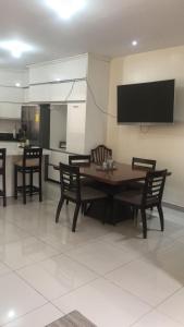 Garzota Suites Airport Bajos