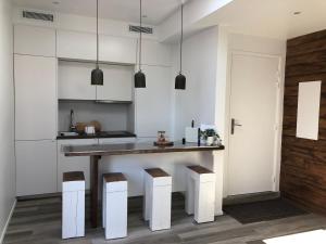 Appartements Felix Le Renfrogne Aubagne-Cassis-Aix en Provence : photos des chambres