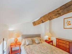 Maisons de vacances Apartment in Provence castle with pool and air conditioning : photos des chambres