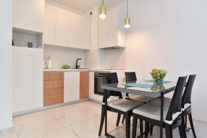 Full of light, relaxing, calming apartment in BD