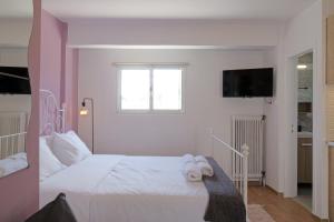 Cozy Studio in Koukaki Athens BY ZAIN