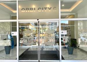 Orbi City sunny cozy apartment