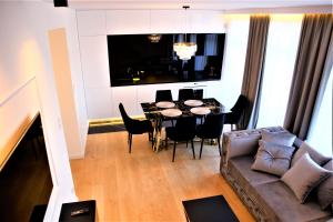 Apartament Grand Royal Maris Ustka - najlepsza lokalizacja, bardzo blisko portu i plaży, parking, nowy kameralny apartamentowiec, ścisłe centrum