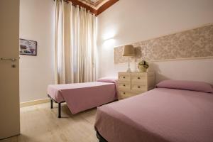 Vatican family apartment near Saint Peter - 2 bedrooms - 2 bathrooms - free WiFi