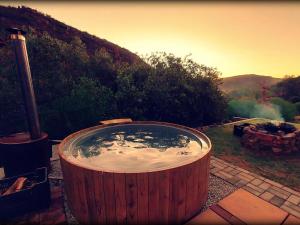 Lylius Cottage and Campsites