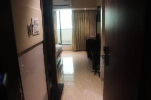 Hotel Mourya Residency