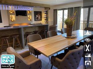 Appartements Les Trois Chaufatons - Chalets Boutiques, Proprietes Mont Amour : photos des chambres