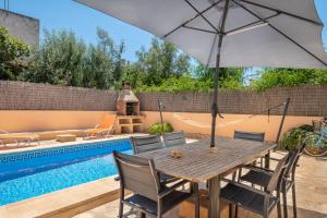 Villa Balena with heated pool