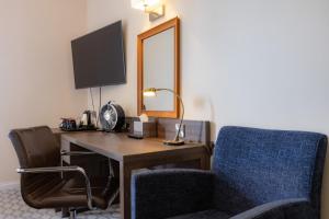 Avisford Park Hotel