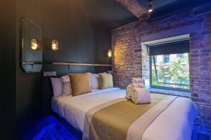 Standard Double Room with Street View room in Briggate Boutique