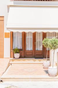 Villa Pan of Kea