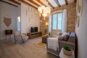 Apartments Mali Raj Komiza