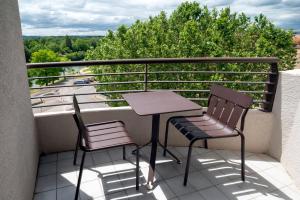 Hotels Tribe Carcassonne : Chambre Double Confort avec Balcon - Vue sur Ville