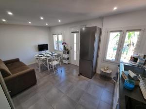 La petite Luciole entre mer et montagne.