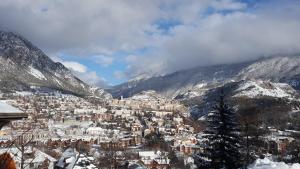 Appartements Studio sympa avec terrasse , maxi 4 pers.Briancon : photos des chambres