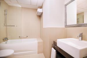 Two-Bedroom Apartment room in Adagio Premium Dubai Al Barsha