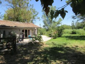 B&B / Chambres d'hotes Espace Nature Studio independant proche du Parc des oiseaux : photos des chambres