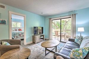 Half-Mi to Beach Hilton Head Condo with Pool Access